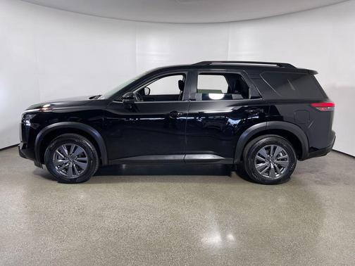 Super Black 2025 Nissan Pathfinder SV FWD