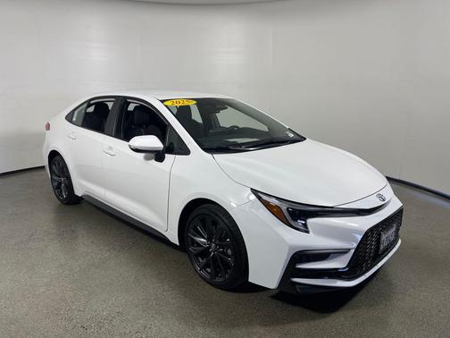 2025 Toyota Corolla SE