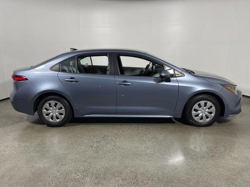Celestite 2022 Toyota Corolla L