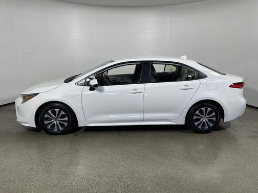 White 2022 Toyota Corolla Hybrid LE