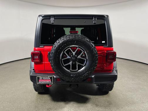 Firecracker Red Clearcoat 2025 Jeep Wrangler Rubicon