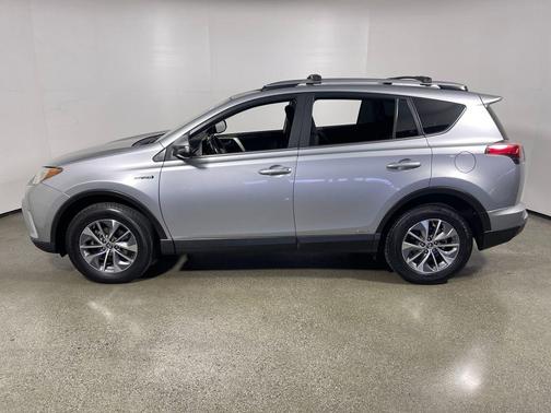 2018 Toyota RAV4 Hybrid XLE