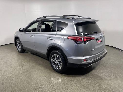 2018 Toyota RAV4 Hybrid XLE