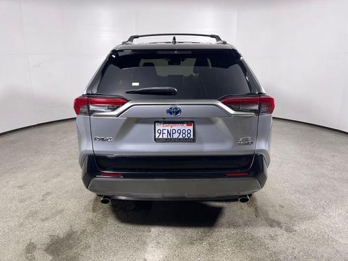 2019 Toyota RAV4 Hybrid SE