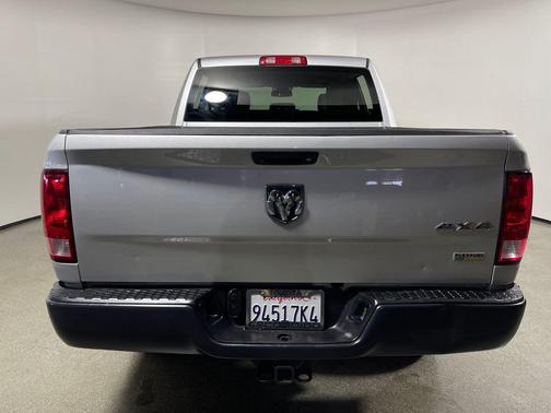 Bright Silver Metallic Clearcoat 2018 RAM 1500 Tradesman