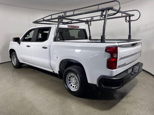 Summit White 2024 Chevrolet Silverado 1500 WT