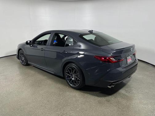 Underground 2026 Toyota Camry SE