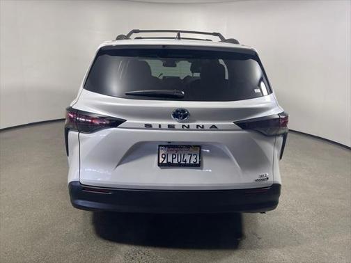 2024 Toyota Sienna XLE 8 Passenger