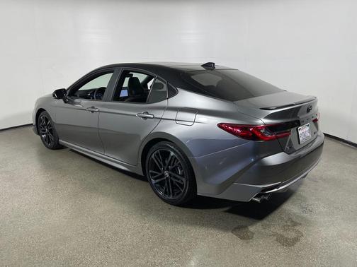 Heavy Metal w/Midnight Black Metallic Roof 2026 Toyota Camry XSE