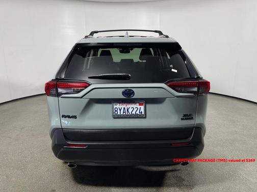 2021 Toyota RAV4 Hybrid XLE