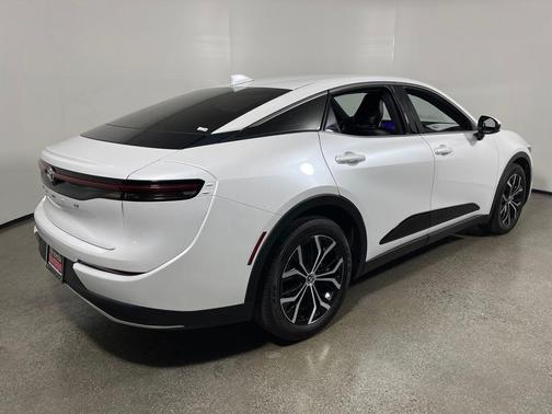 2023 Toyota Crown XLE