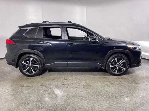 2025 Toyota Corolla Hybrid SE