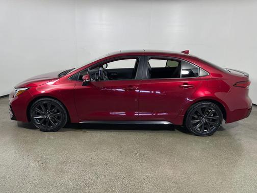 Ruby Flare Pearl 2024 Toyota Corolla XSE