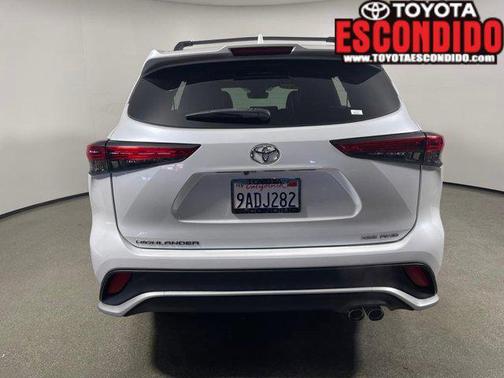 2022 Toyota Highlander XSE