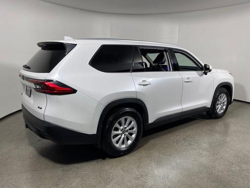 Wind Chill Pearl 2024 Toyota Grand Highlander Hybrid XLE