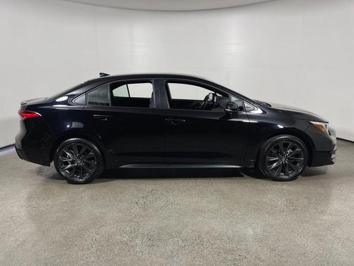 Midnight Black Metallic 2026 Toyota Corolla SE