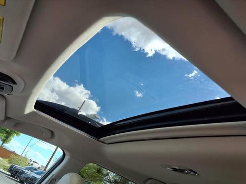 2022 Subaru Outback Limited XT