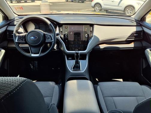 Crystal White Pearl 2023 Subaru Outback Premium
