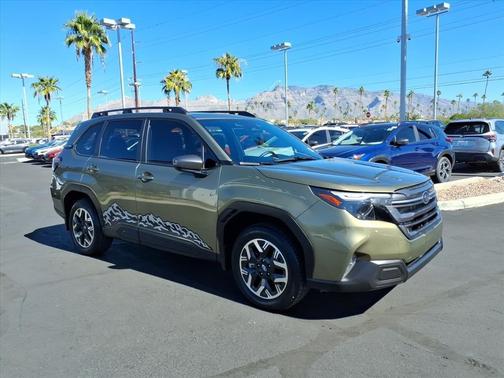 2025 Subaru Forester Premium