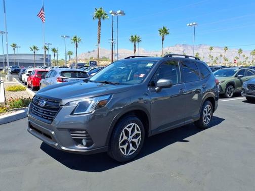 2023 Subaru Forester Premium
