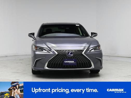 2019 Lexus ES 300h