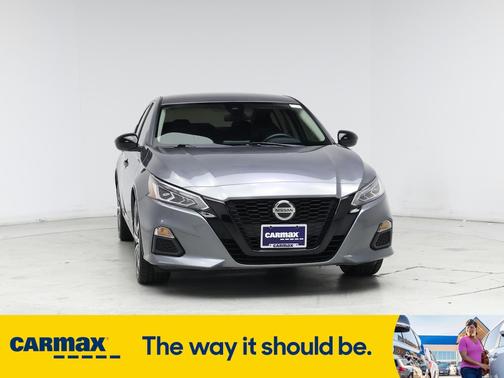 2021 Nissan Altima SR