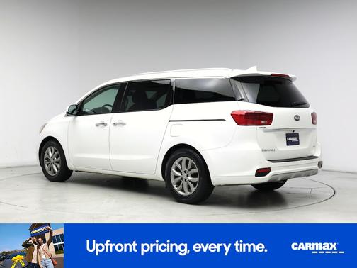White 2021 Kia Sedona SX