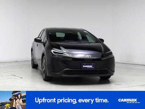 2025 Toyota Prius LE