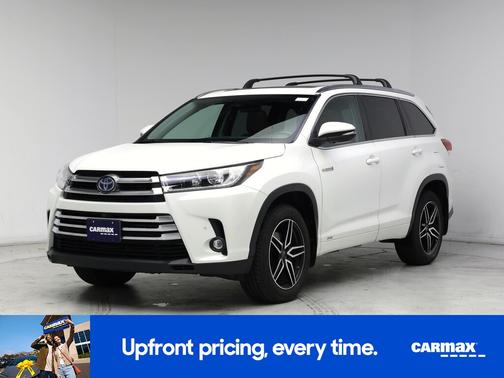White 2019 Toyota Highlander Hybrid Limited Platinum