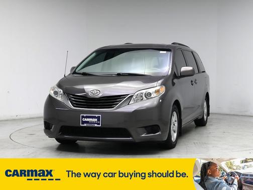 2013 Toyota Sienna LE