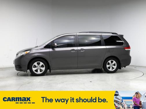 2013 Toyota Sienna LE