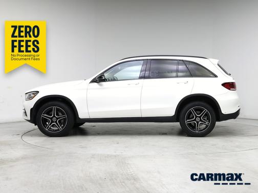 White 2022 Mercedes-Benz GLC 300