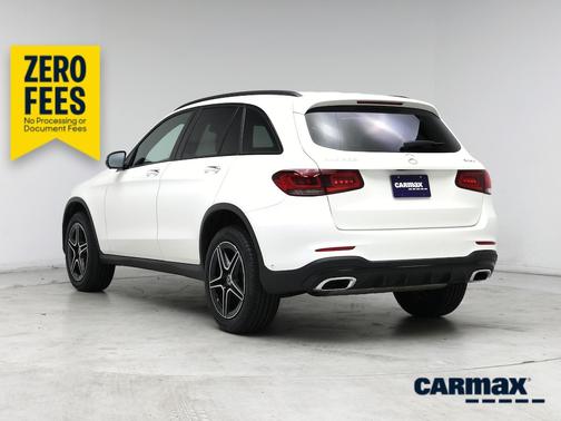 White 2022 Mercedes-Benz GLC 300