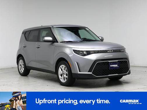 Silver 2025 Kia Soul LX