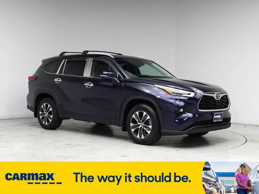 2023 Toyota Highlander Hybrid XLE
