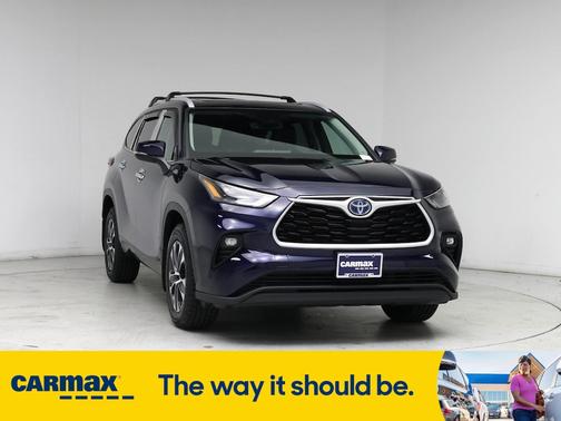 2023 Toyota Highlander Hybrid XLE