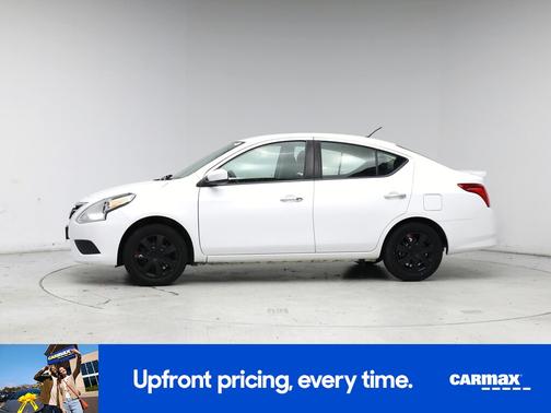 2016 Nissan Versa SV