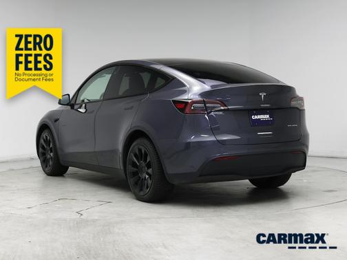 Gray 2023 Tesla Model Y Long Range
