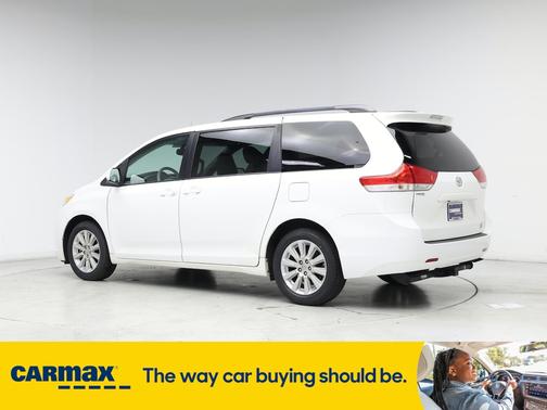 2014 Toyota Sienna LE