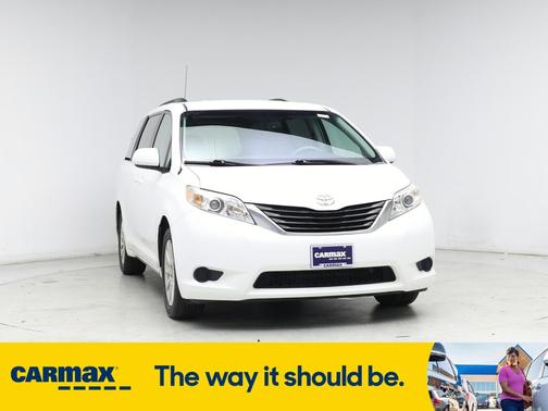 2014 Toyota Sienna LE