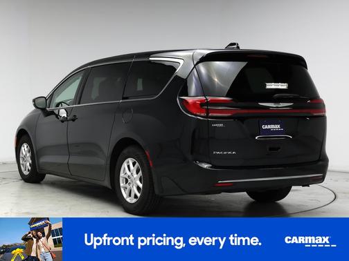 Black 2023 Chrysler Pacifica Touring L