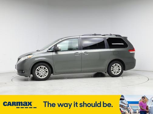 2013 Toyota Sienna XLE