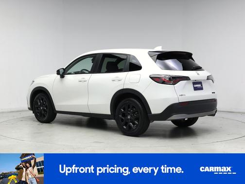 White 2023 Honda HR-V Sport