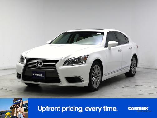 White 2017 Lexus LS 460