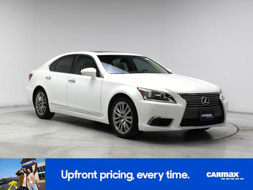 White 2017 Lexus LS 460