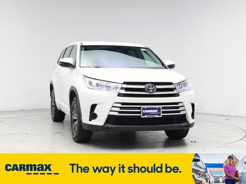 2017 Toyota Highlander LE