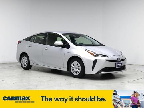 2020 Toyota Prius LE