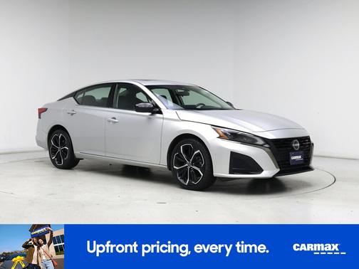 2023 Nissan Altima SR