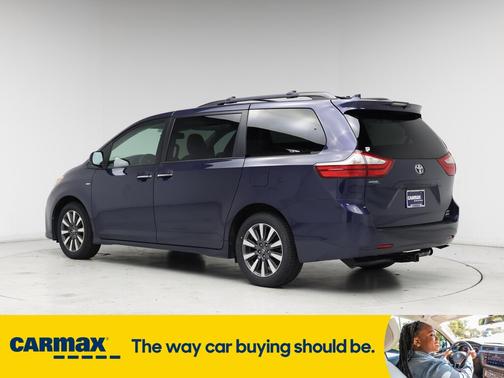 2018 Toyota Sienna XLE