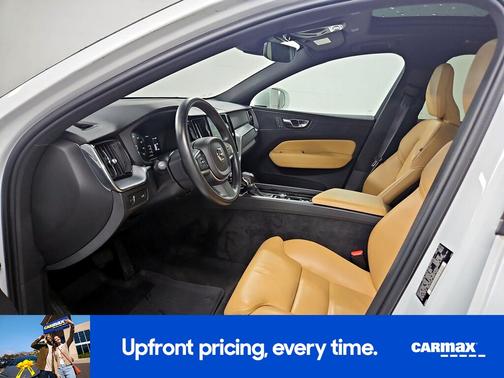 2019 Volvo XC60 T5 Momentum